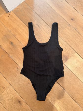 Schwarzer Badeanzug H&M, Grösse 40
