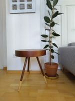 Designer Beistelltisch aus Holz