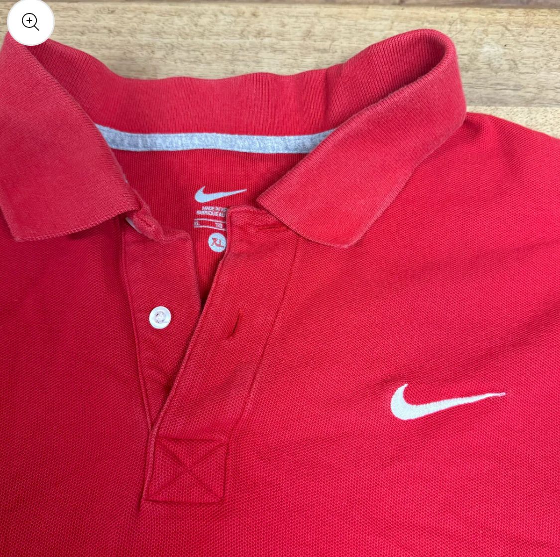 Nike Magliette Polo: Red Nike Polo Shirt, Pre-Owned – Usato da St. Gallen venduto da sourced_limited 1
