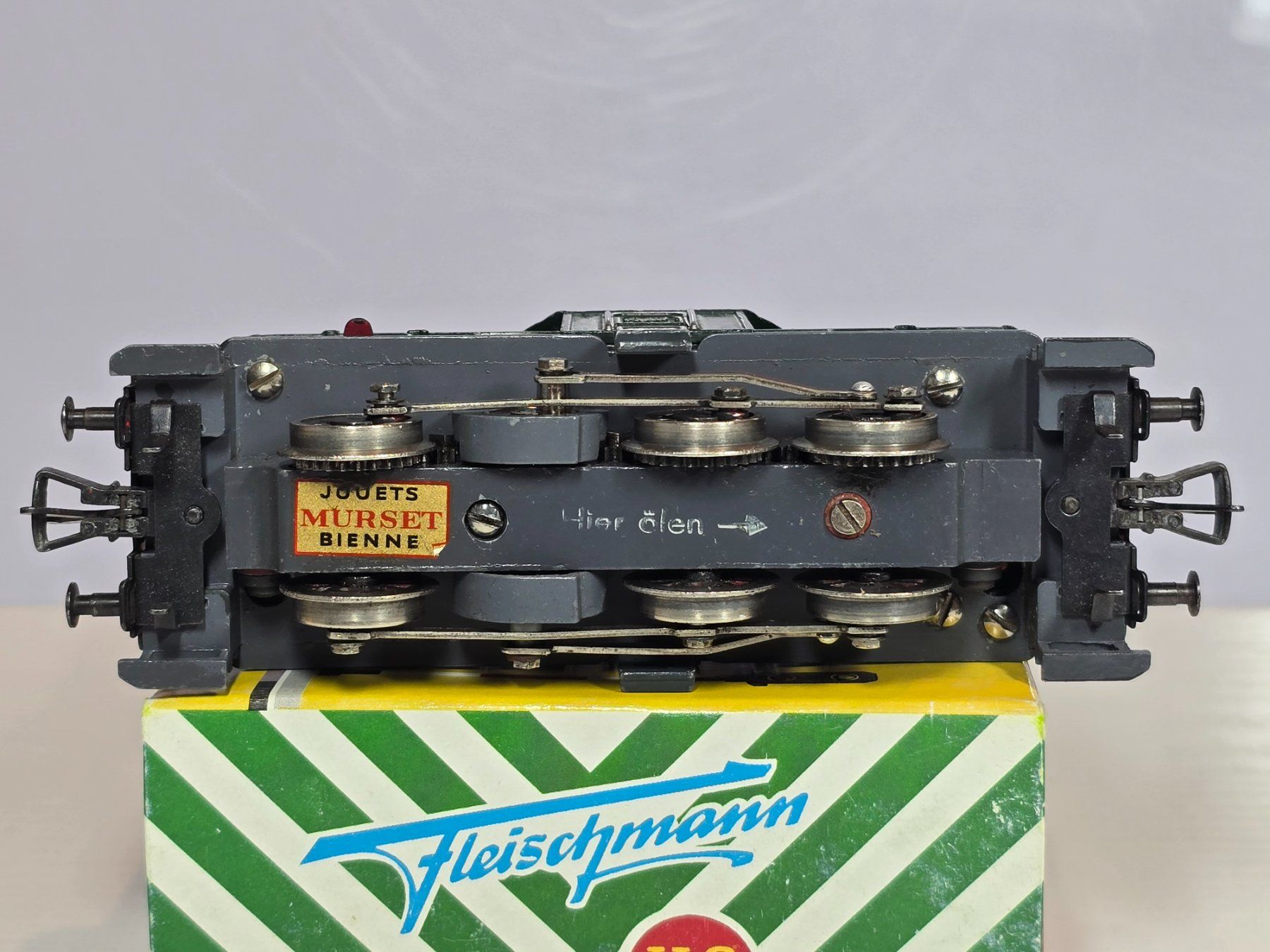 Fleischmann Trains électriques: Fleischmann, 1330, SBB, Ee 3/3 1330, grün, Guss, – D'occasion à Kloten par Nicola2 2