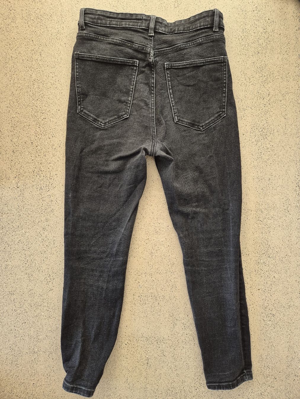 Zara Jeans: Dunkle Skinny Jeans Zara – Usato da Schlieren venduto da nat_76vd 2