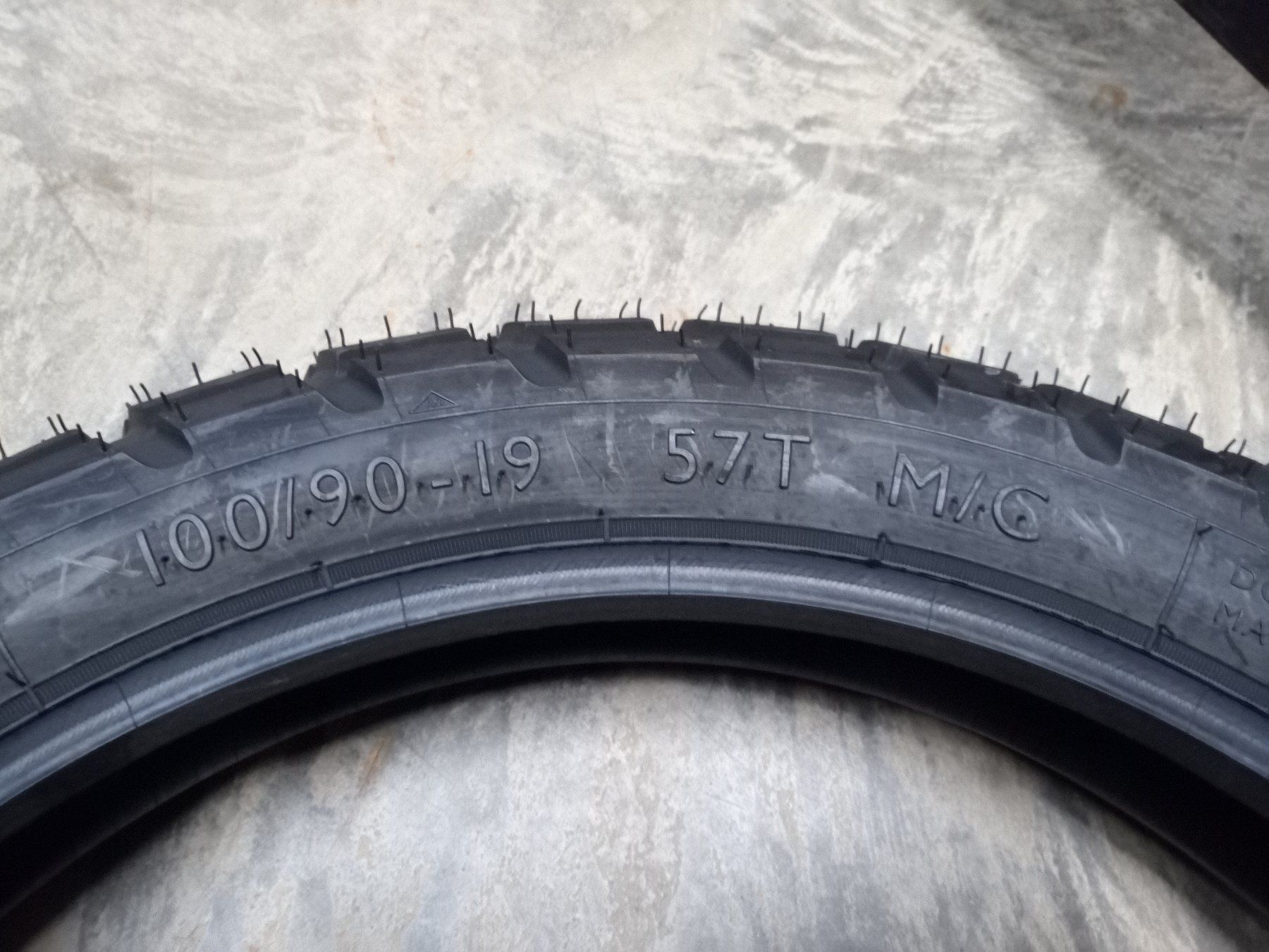 Pneumatici & Ruote complete: BATAS BAJA  Harley Reifen – Nuovo e nell'imballaggio originale da Diessenhofen venduto da Sesqui 4