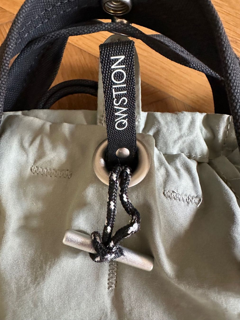 Qwstion Zaini: Qwstion Tasche, Farbe grün – Usato da Zürich venduto da Rocki0 3
