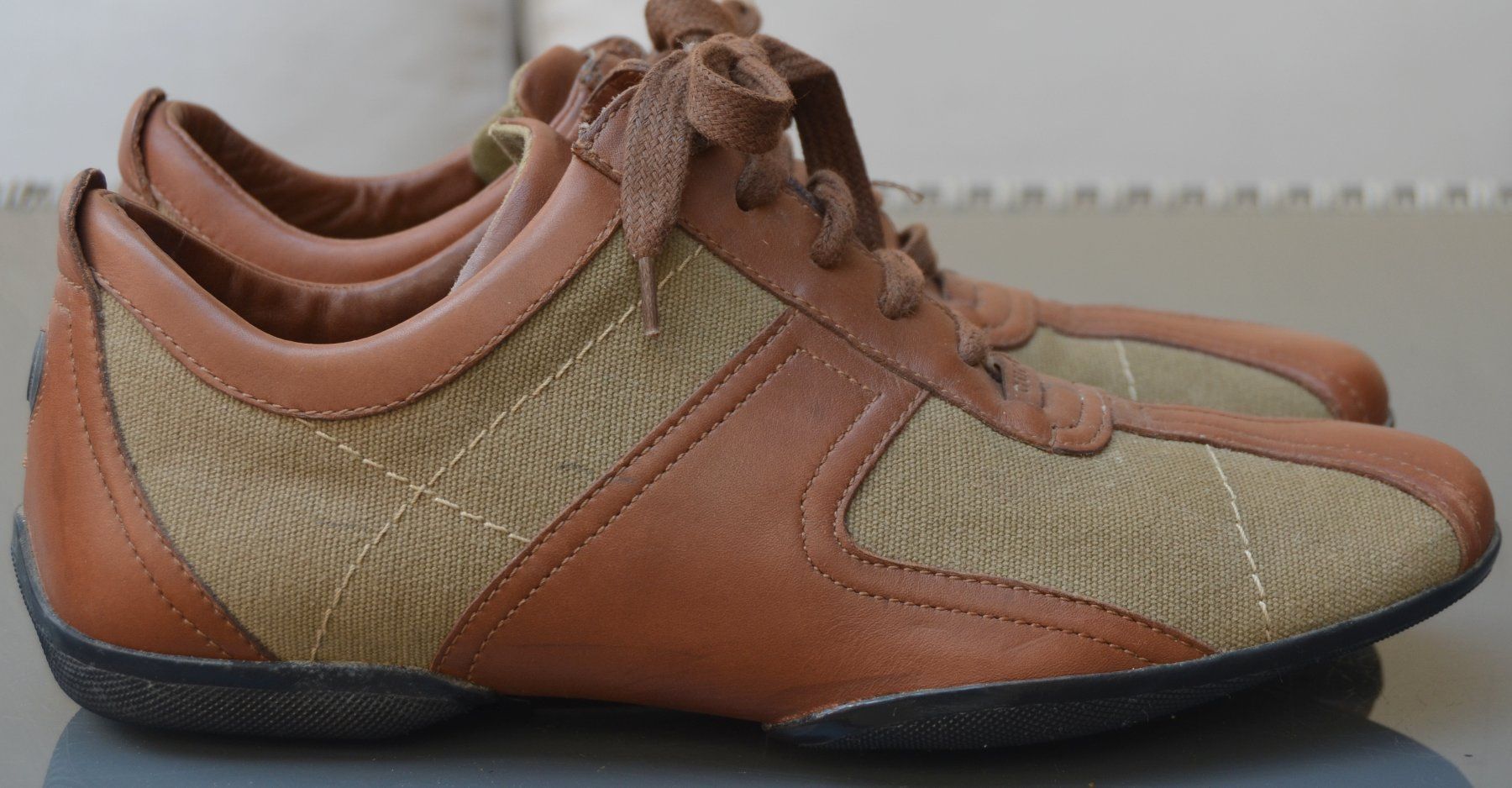 Gucci Chaussures hommes: Gucci Sneakers  37 C – D'occasion à Collonges par arashee 2
