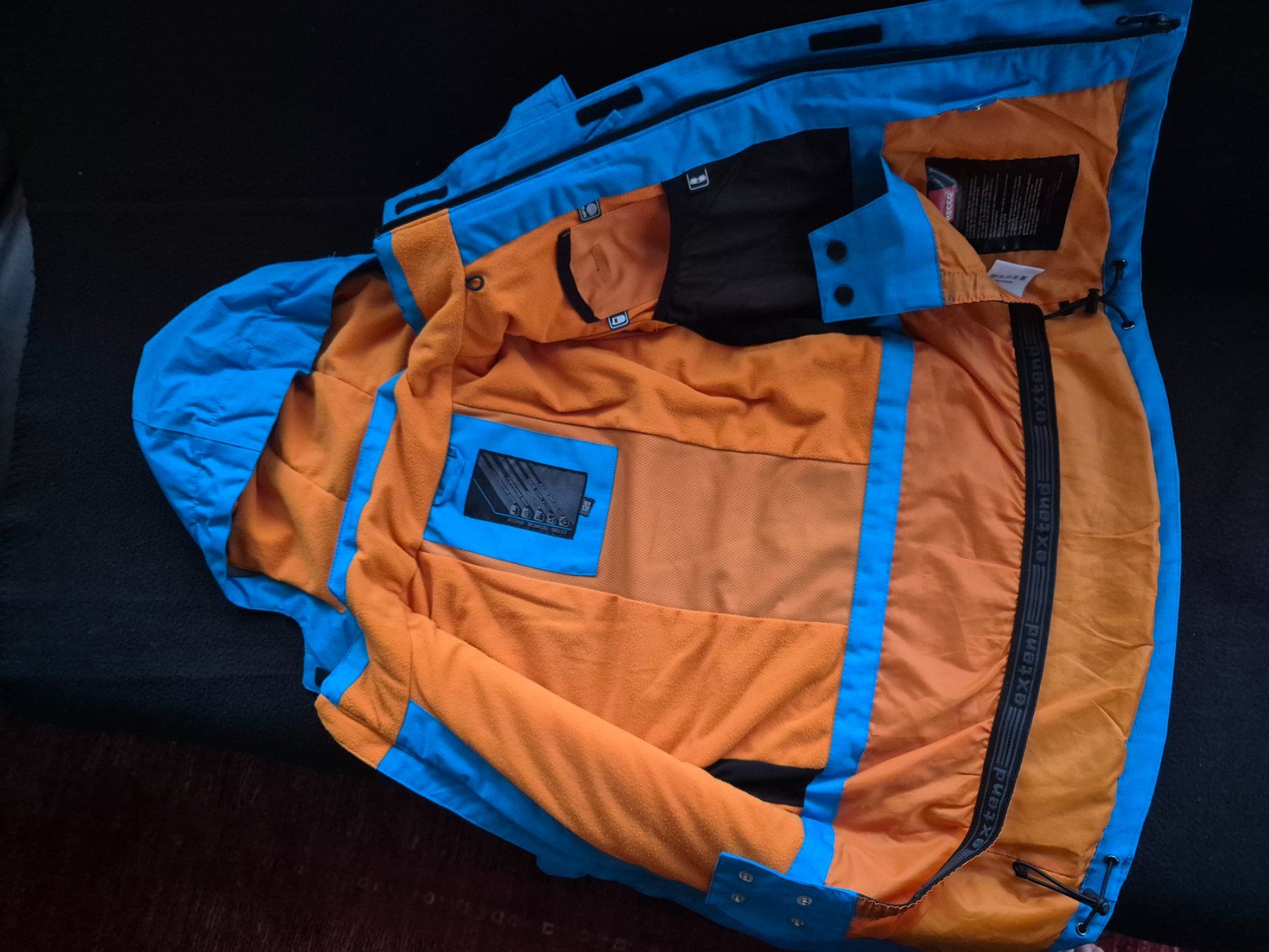 Completi: Ski-/Snowboardanzug Gr. 128 blau-orange – Usato da Winterthur venduto da Butzel 4