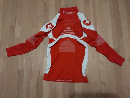 X-Bionic Schweiz Funktionsshirt Baselayer L/XL Ski Winterspo