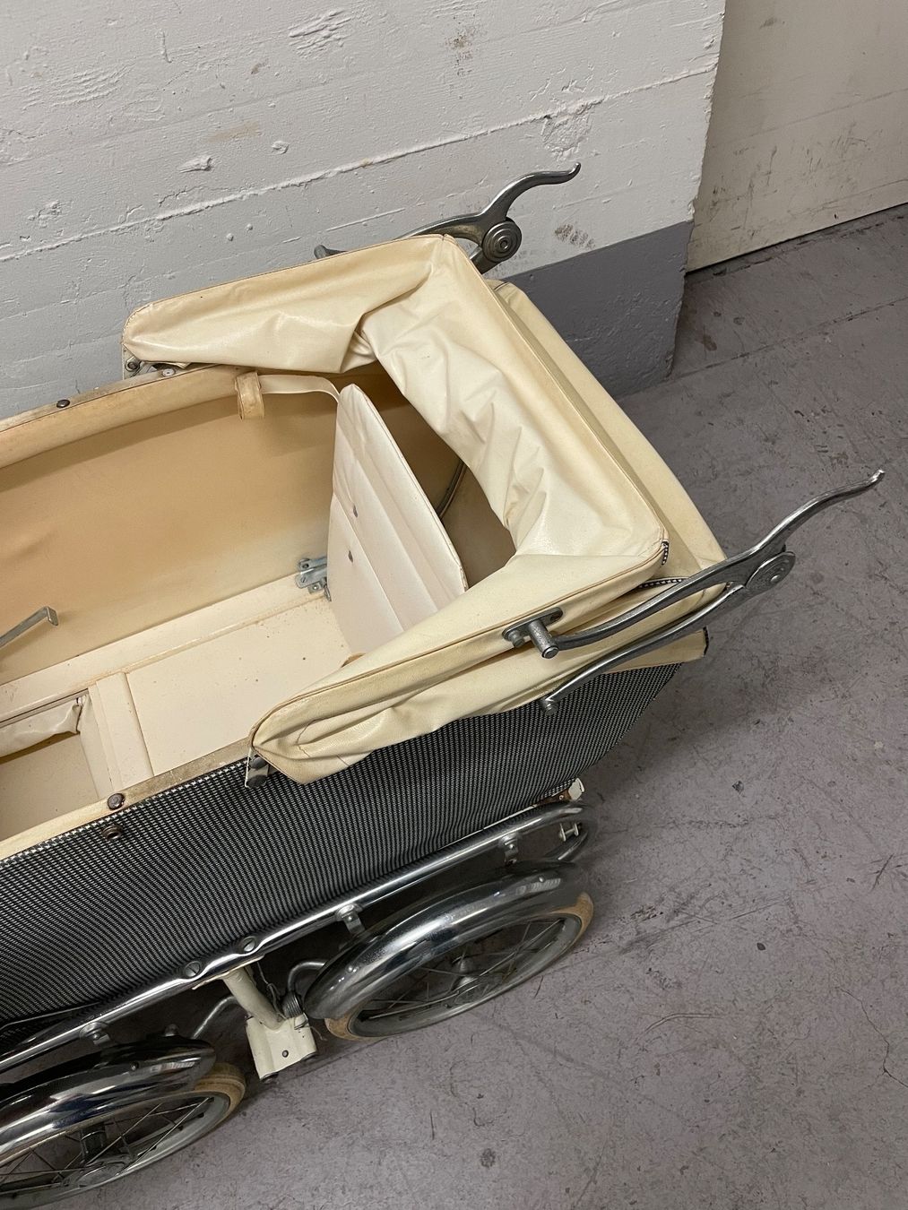 Carrozzine: Vintage Baby-/Kinderwagen – Usato da Zürich venduto da Vintage-1993 8