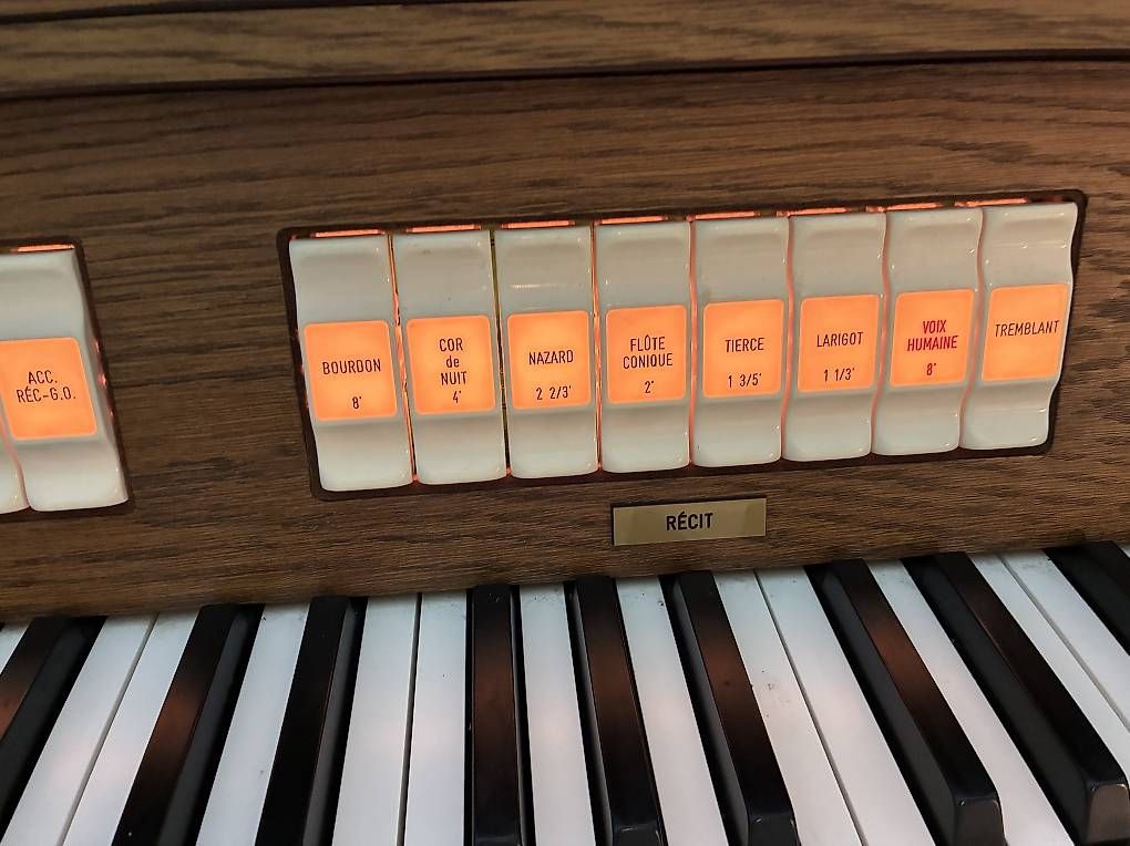 Vélos d'appartement: Orgue d'appartement  – D'occasion à Le Grand-Saconnex par Jacoline 9
