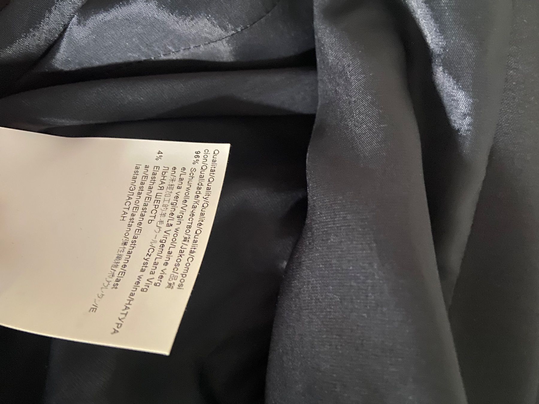 Hugo Boss Completi & Tailleur: Kostüm von Boss aus Schurwolle – Nuovo (secondo la descrizione) da Unterengstringen venduto da bar_rh5f 3