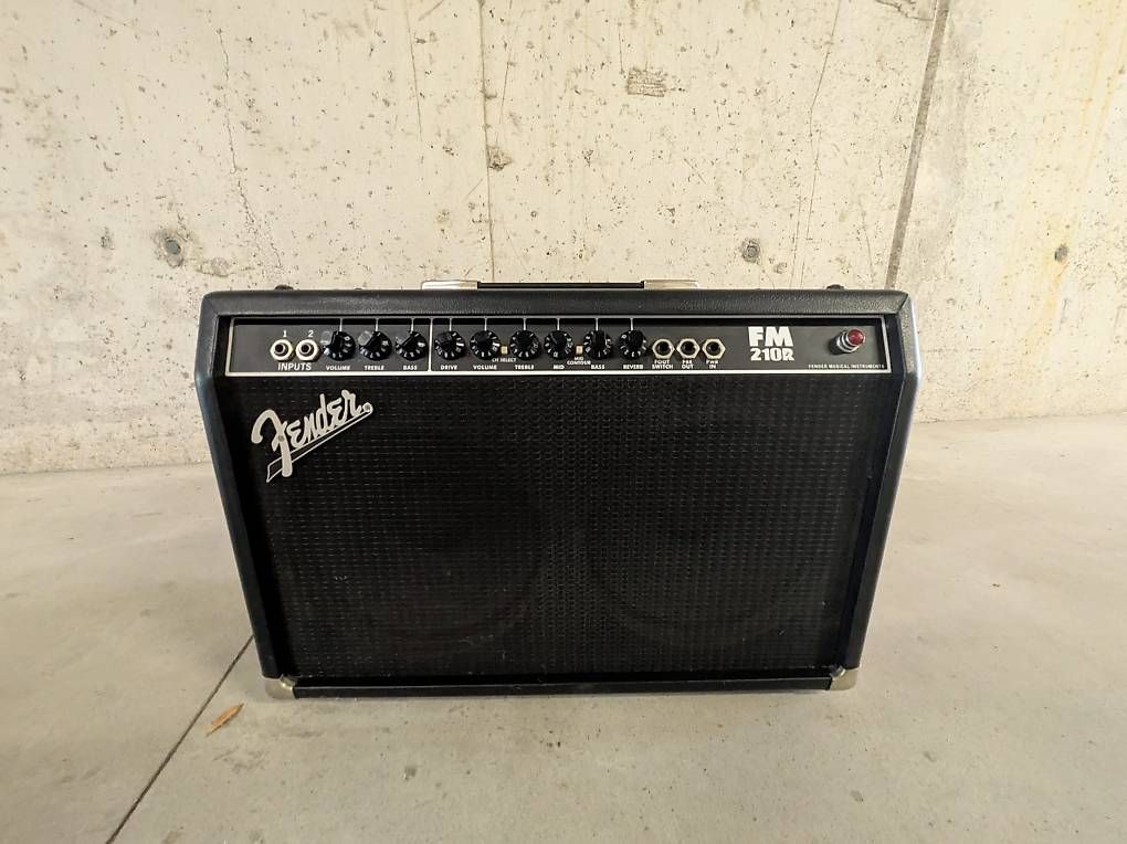 Amplificateurs: Amplificatore Fender – D'occasion à Lugano par dav_n2p7