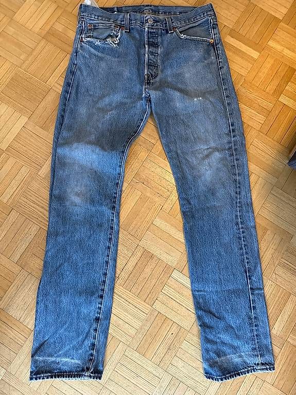 Jeans: LEVIS JEANS 32/32 – Usato da Bern venduto da pas_ct5j 2