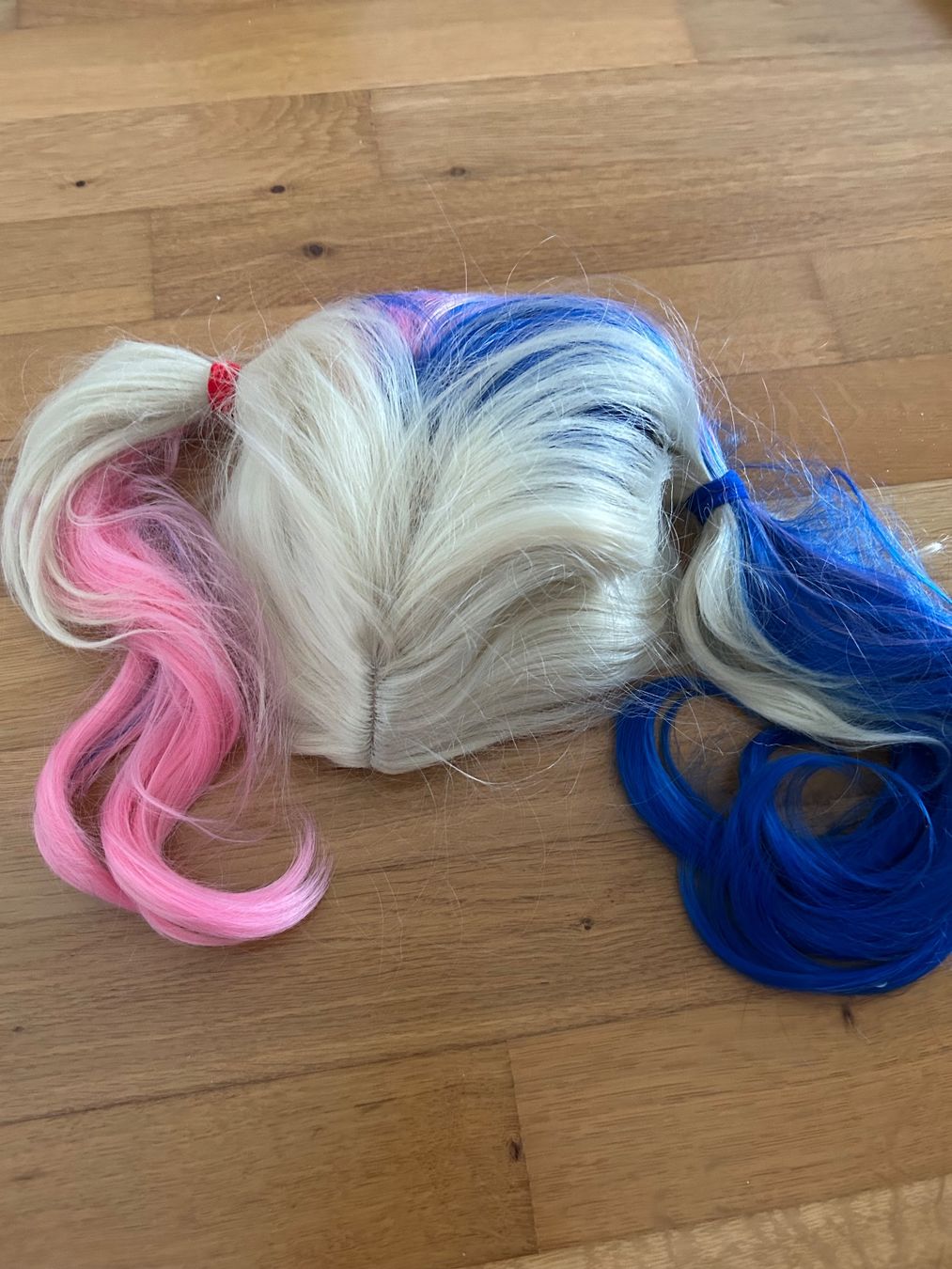 Costumi: Costume Harley Quinn, gr.36-38 – Usato da Romont FR venduto da perrno 1