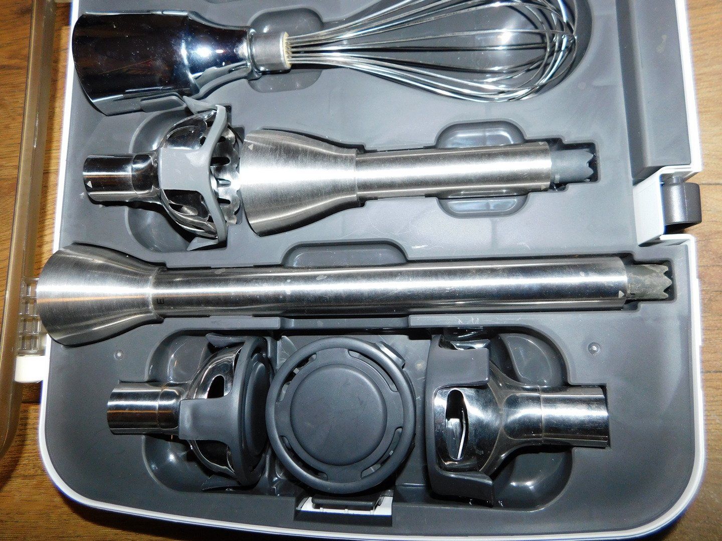 Elettrodomestici da cucina: Kitchen Aid Stabmixer im Köfferchen – Usato da Villnachern venduto da Niggo0 1