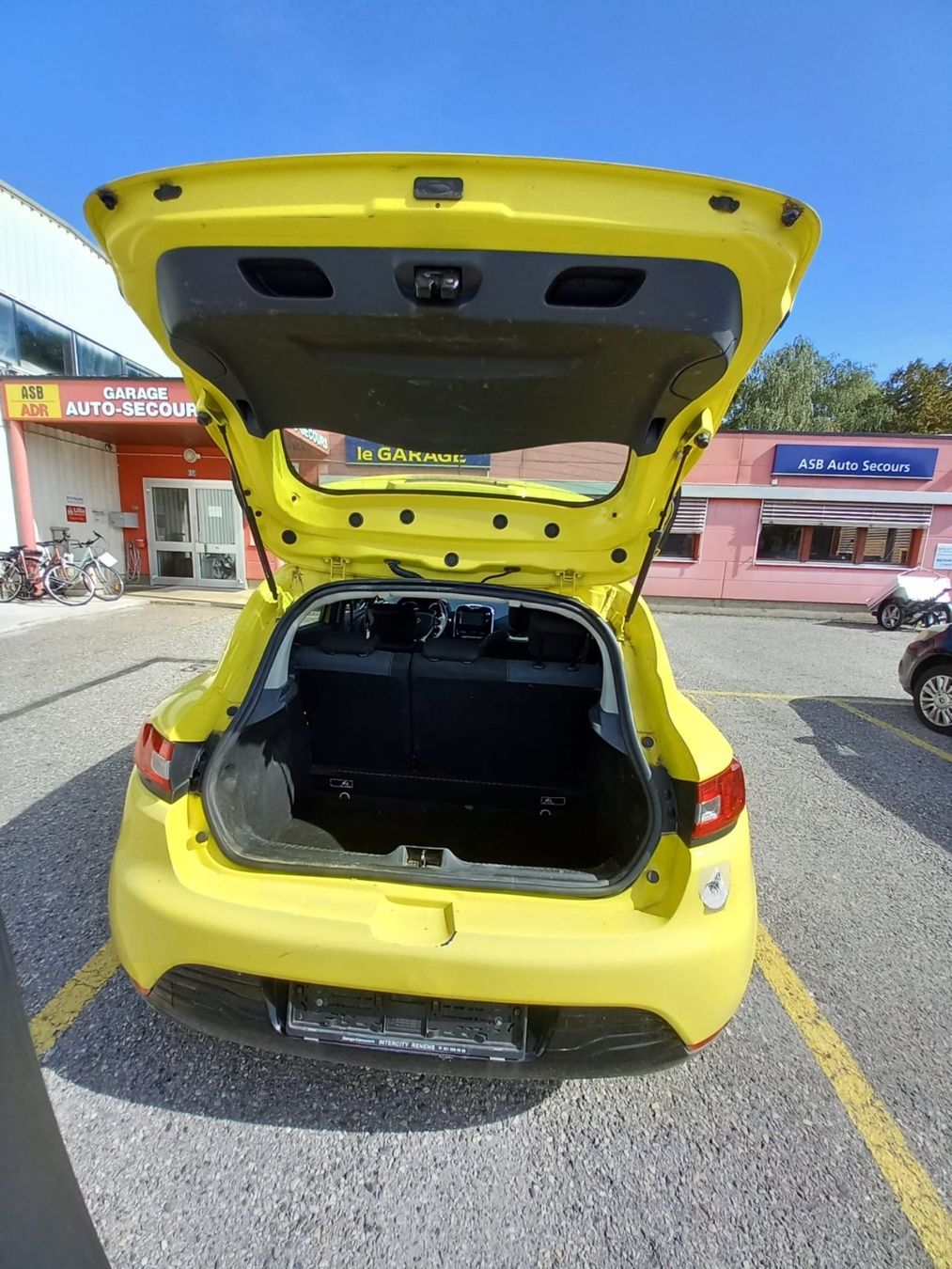 Renault Autos: Renault Clio 1.5dCi 90 – Gebraucht aus Lausanne von  3