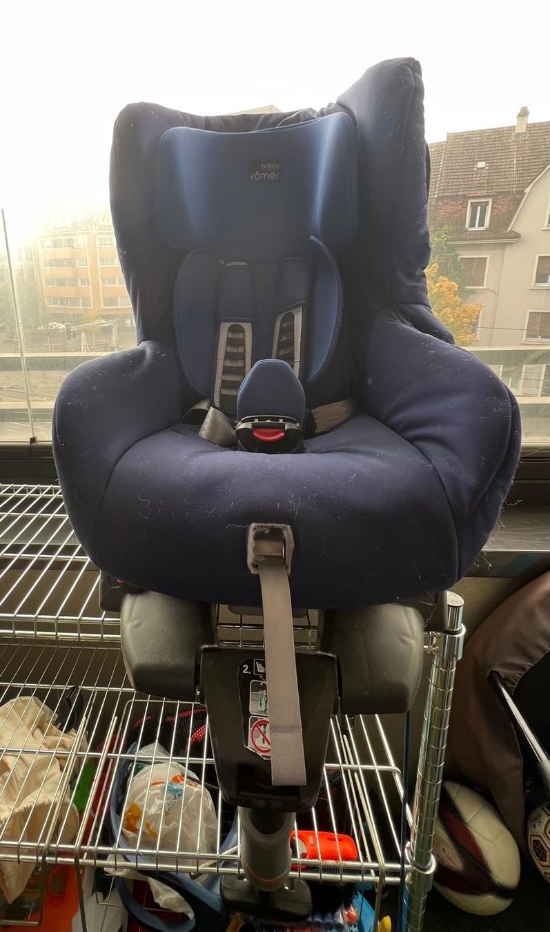 Britax Römer Seggiolini per auto: Britax romer car seat – Usato da Basel venduto da kov_y258