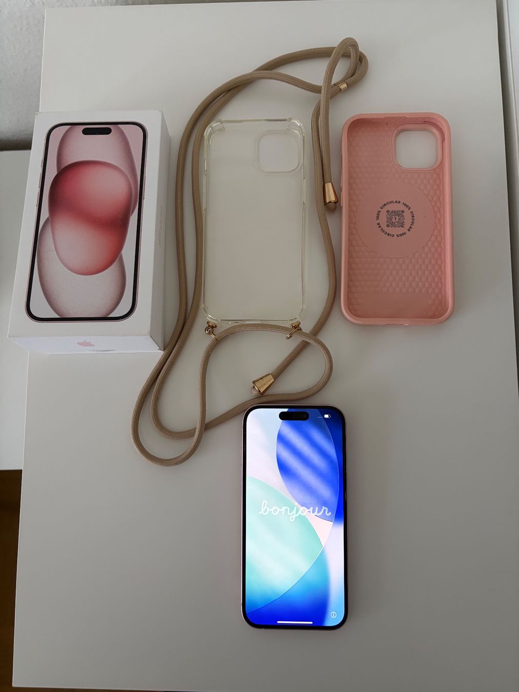 Apple Telefoni cellulari / Smartphones: iPhone 15 128GB – Usato da Therwil venduto da Molokini