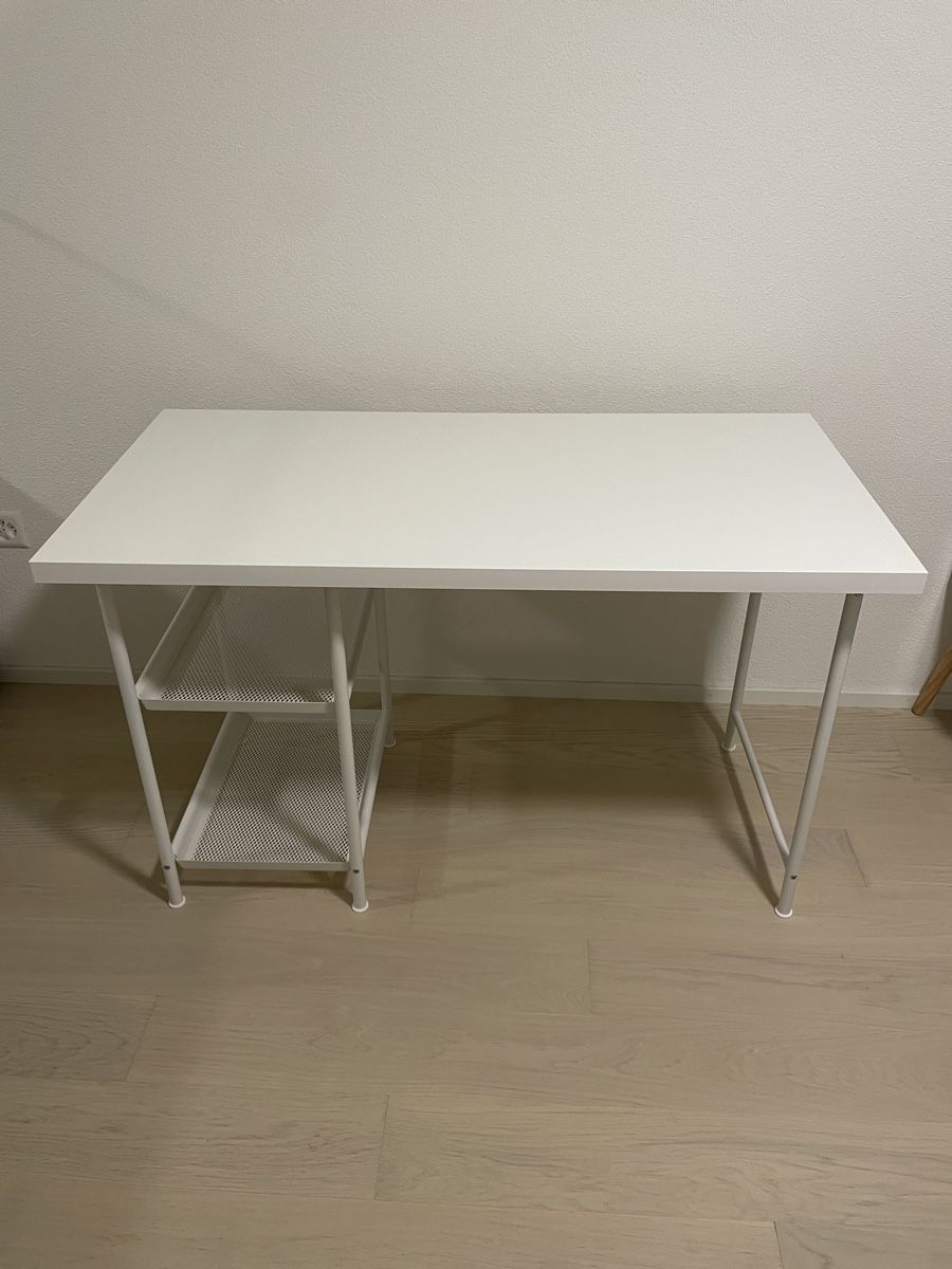 Ikea Scrivanie: Ikea Schreibtisch und Drehstuhl – Nuovo (secondo la descrizione) da Uzwil venduto da surmankun 2