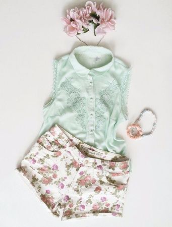 Zara Hot Pants mit Blumenprint Gr.36