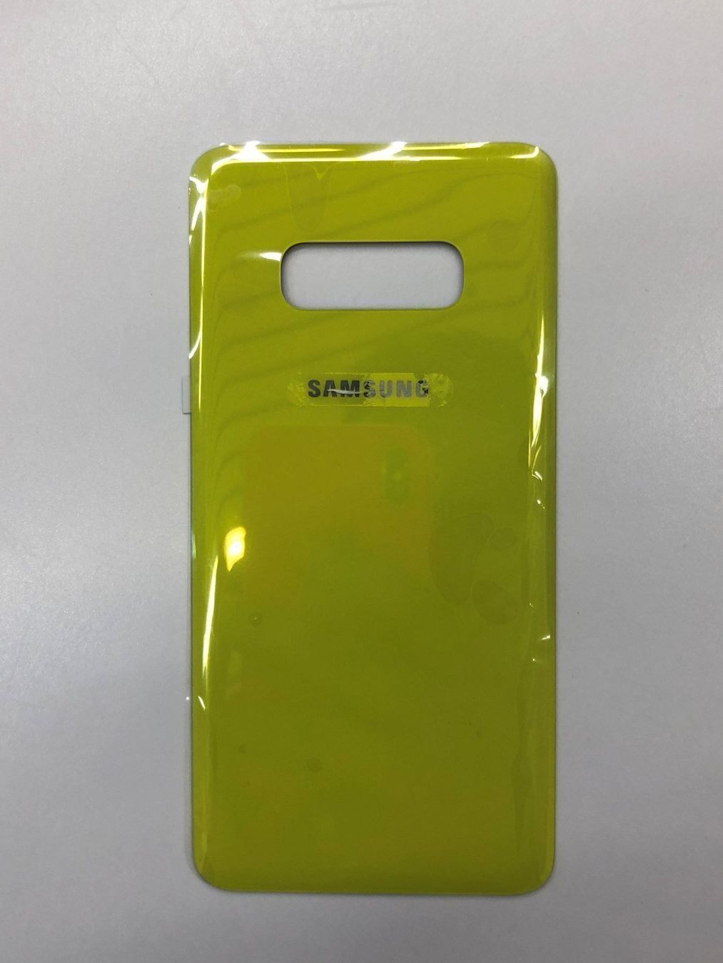 Samsung Handys / Smartphones: Samsung S10E Akkudeckel kanariengelb – Neu und originalverpackt aus bern von reptechnic