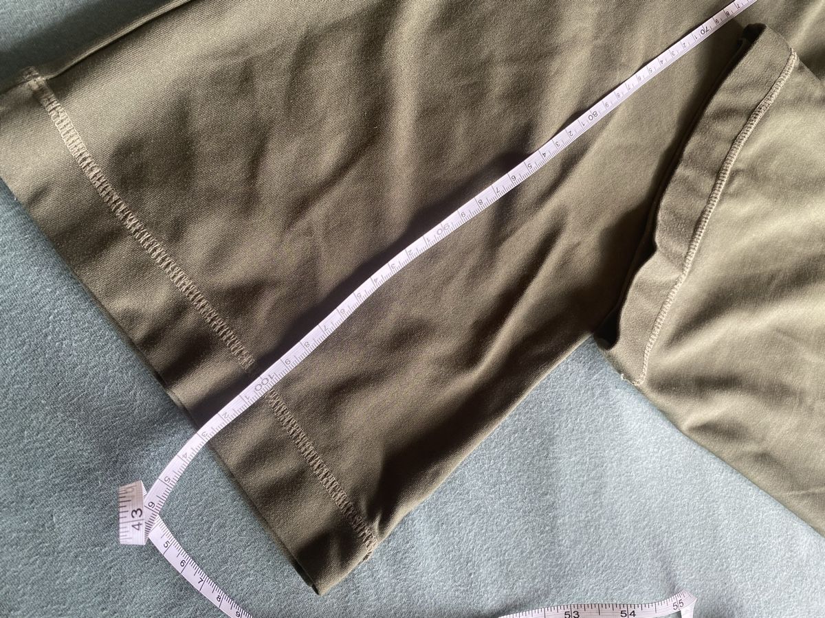 Nike Pantaloni: Trainer Hosen Nike, Olive, Gr XL – Usato da Gümligen venduto da Primeselection 1