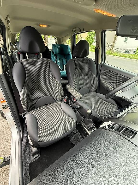 Nissan Automobili: Nissan Note 1.6 Benzin 110ps 172000km – Usato da Rotkreuz venduto da Neutroks 6