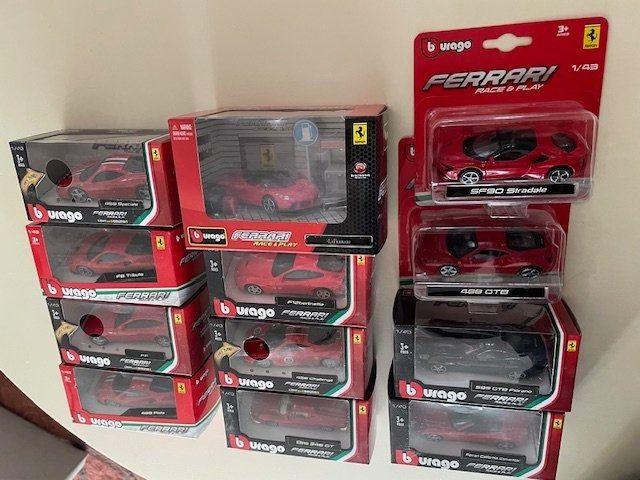 Lot De Miniatures Dragsters 1:87 H0 - Kinder Surprise, Tracteurs, Voitures De Course, Jouet Surprise Enfants