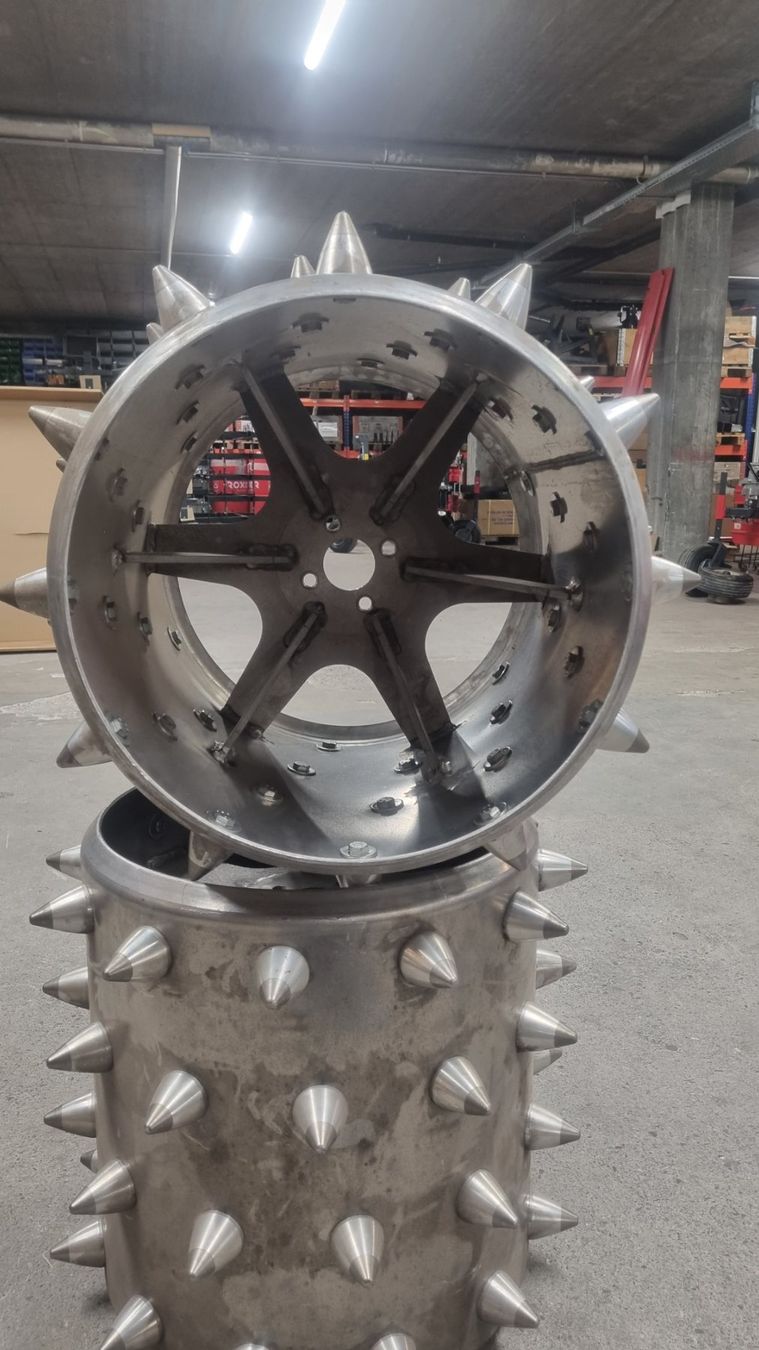 Pneumatici & Ruote complete: Stachelwalzen Aluminium – Usato da Flums venduto da BartholetFlumsAG 1