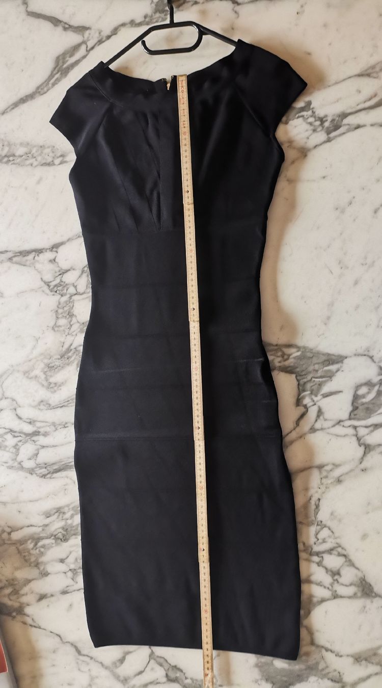 Guess Vestiti: Guess, Bondage Kleid – Usato da Uerikon venduto da pink_flamingo