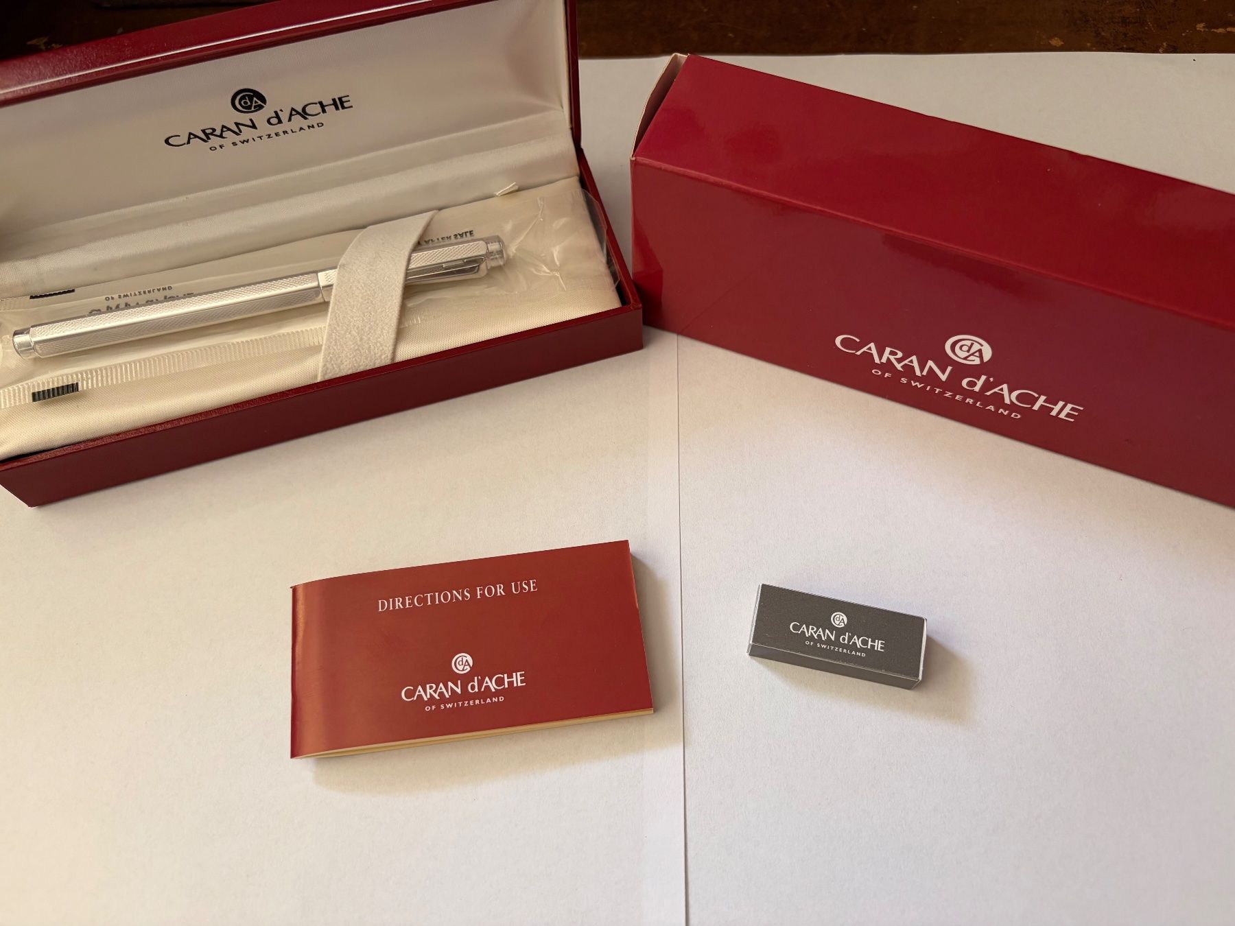 Welt der Tiere: Plume Caran D'Ache Ecridor new in box – Neu und originalverpackt aus Genève von xlaurentx