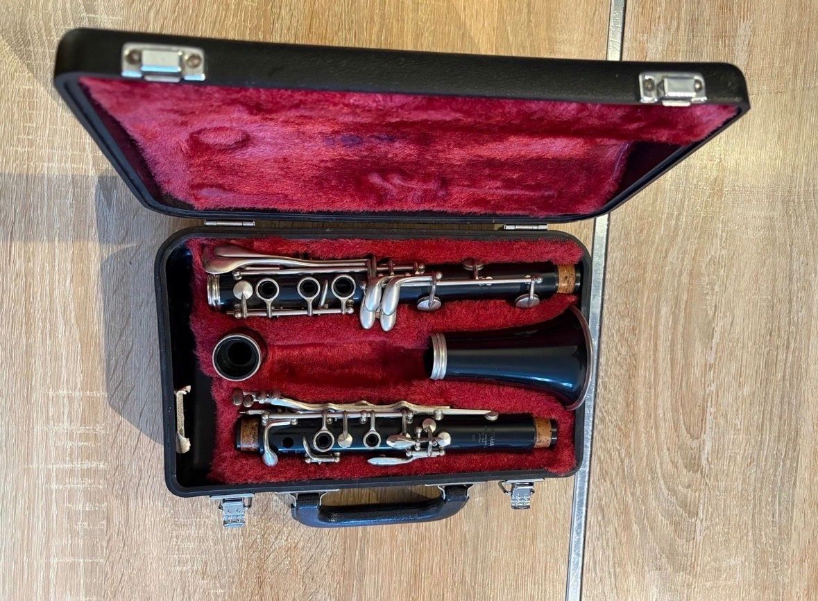 Yamaha Strumenti musicali: Yamaha C100 Schüler B-Klarinette – Usato da Basel venduto da GaiaGaibazzi 1