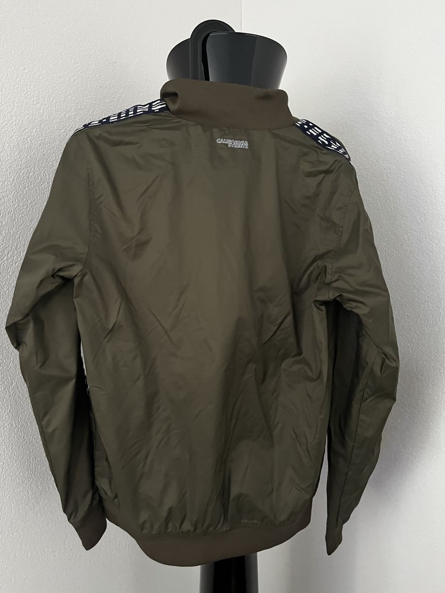 We Vestes & Manteaux: Übergangsjacke Junge khaki Gr. 170 – Neuf (Voir description) à Hinwil par dire07 2