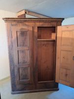 Alter Schrank