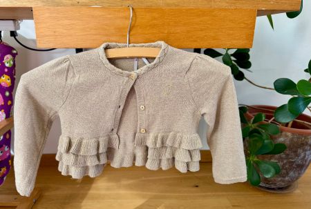 Baby Girl Strickjacke goldfarben Grösse 86