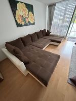 Grosse Wohnlandschaft (U-Form) gratis abzugeben