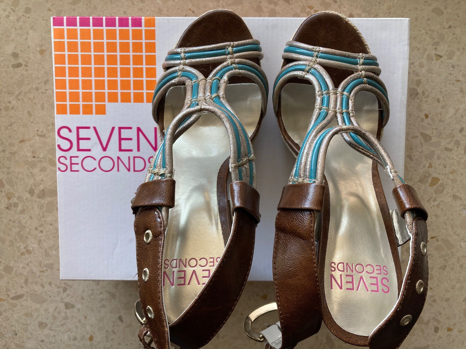 Scarpe da donna: Highheells Riemensandaletten Gr. 37 – Nuovo (secondo la descrizione) da Küsnacht ZH venduto da PLZoll 1