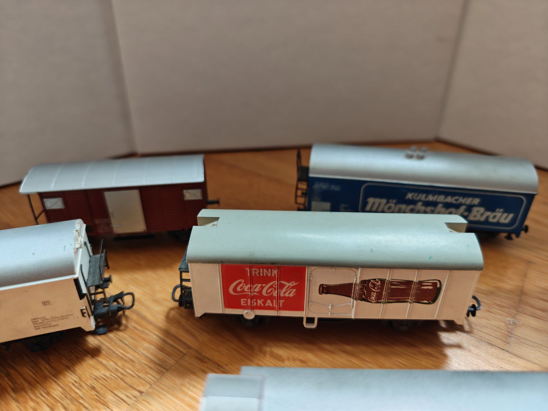 Märklin Modelleisenbahnen: 5 H0 Güterwagen, defekt – Gebraucht aus Bern von JGBahn 1