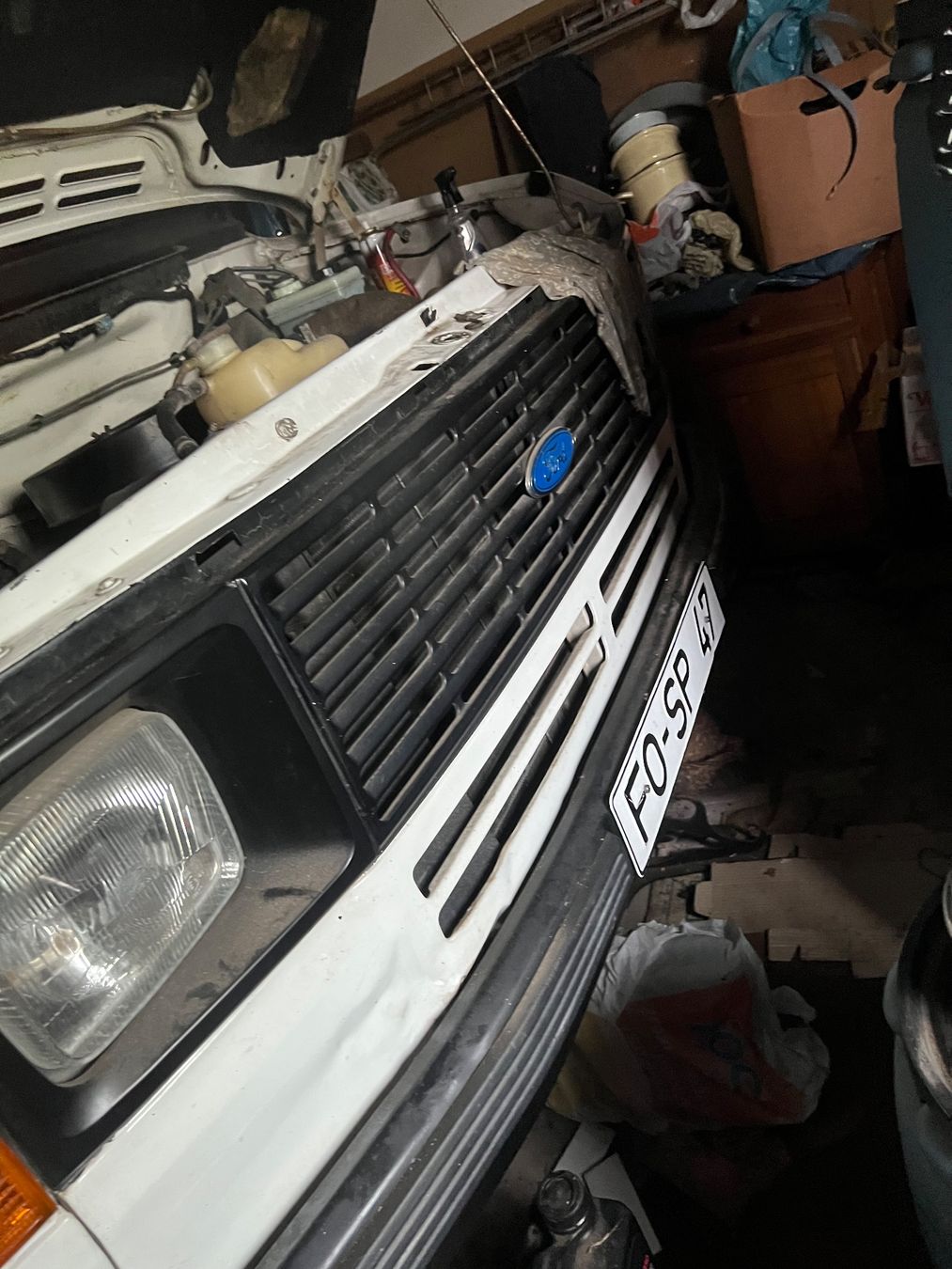 Ford Automobili: FORD TRANSIT MKII 1983 2,4d Servo Oldtimer mit 62398kn!!!! – Usato da Basel venduto da pmART 1
