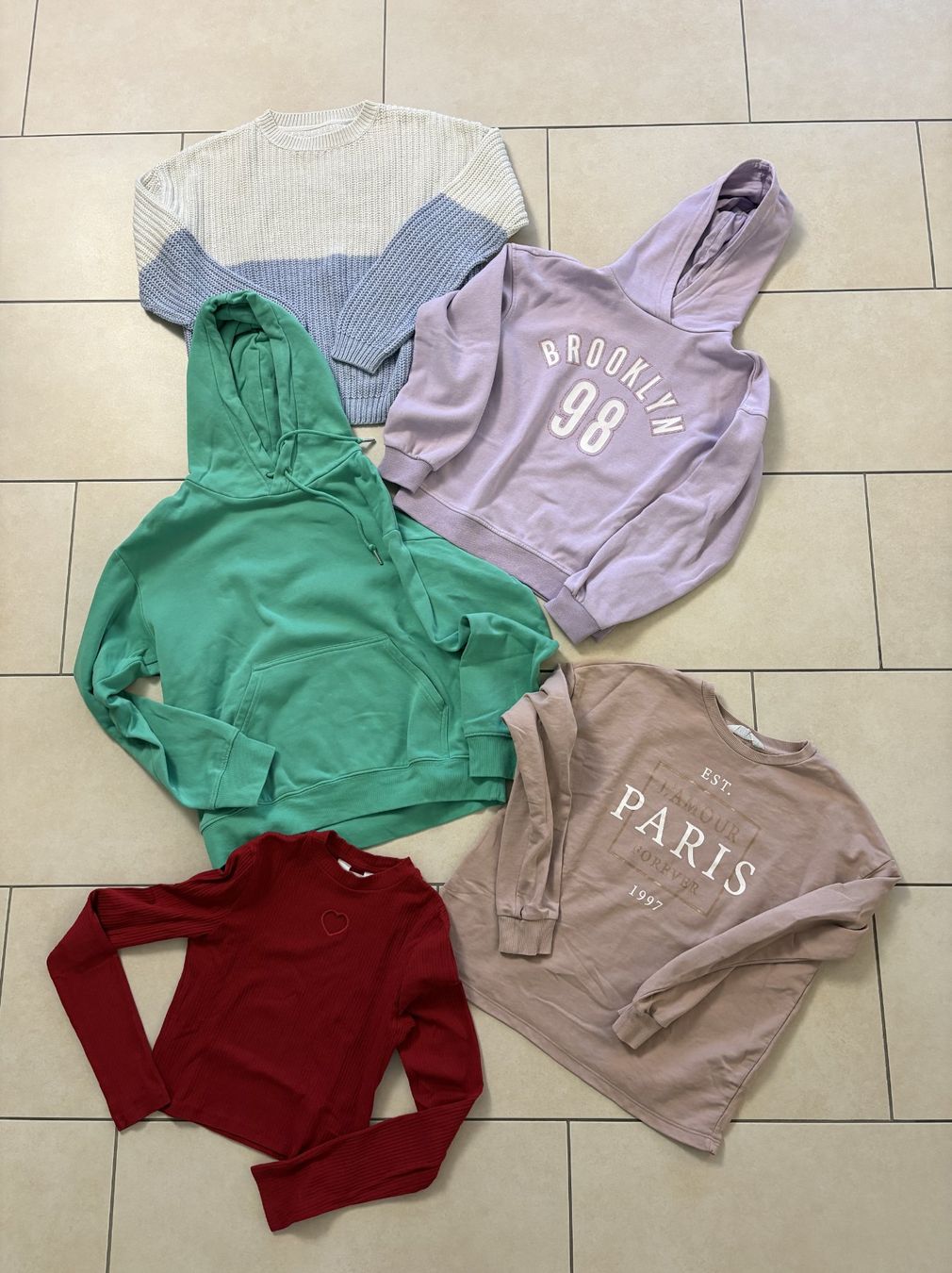 Pulls et sweat-shirts: Pulloverset mit 5 Mädchen Pullover, Gr. 146-164 – D'occasion à Küssnacht am Rigi par icbicb