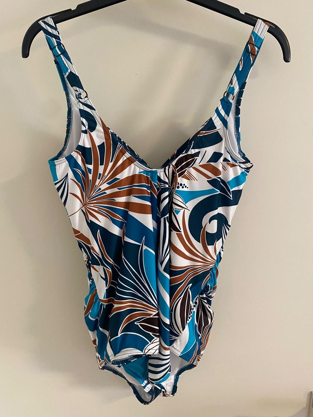 Badekleider & Bikinis: Badekleid Gr. 46 – Gebraucht aus Rapperswil SG von Hubeli 1