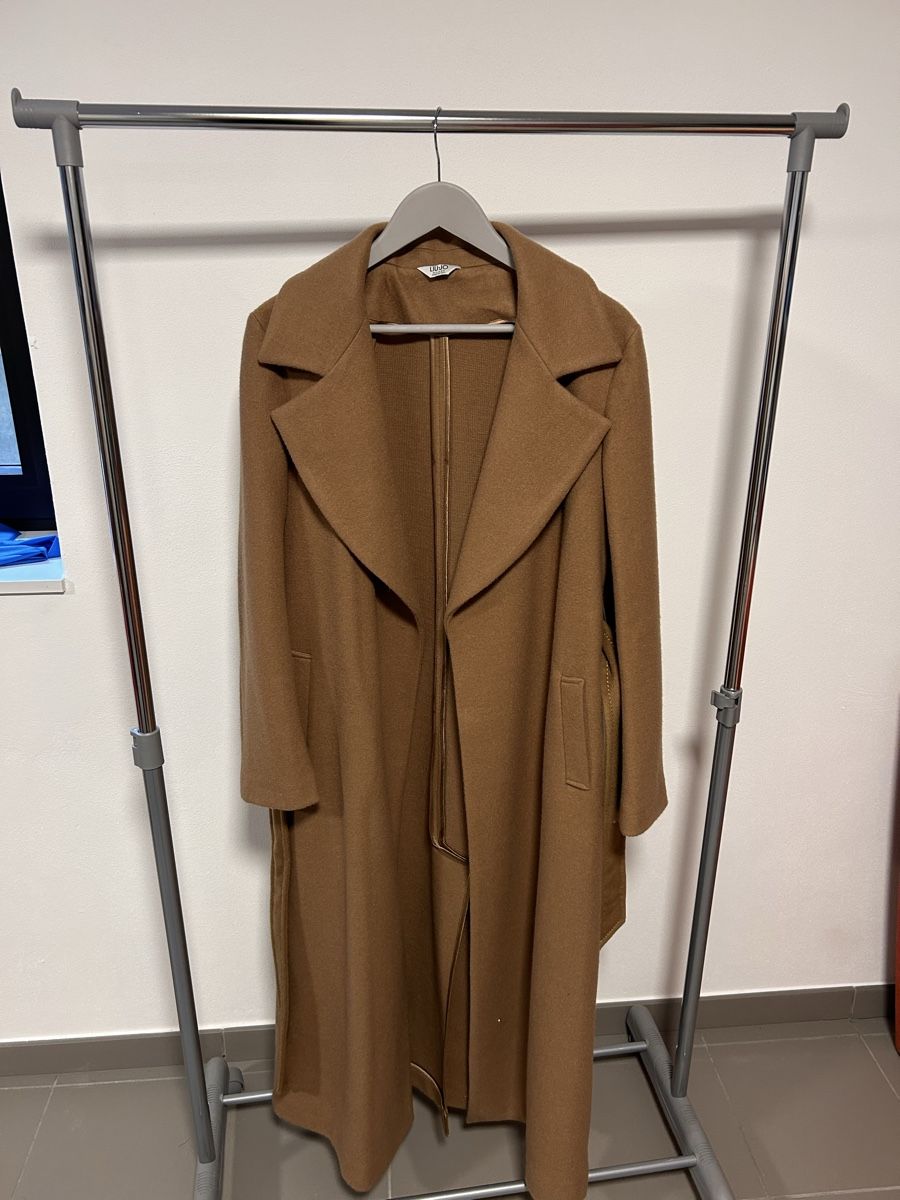 Liu Jo Cappotti: Liu Jo Mantel, Gr. 46, beige – Nuovo (secondo la descrizione) da Zürich venduto da lu0_df5p