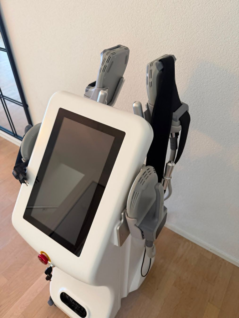 Medizinische Geräte: UM Master T14 Magnetresonanzsystem – Gebraucht aus Volketswil von Rami12 4