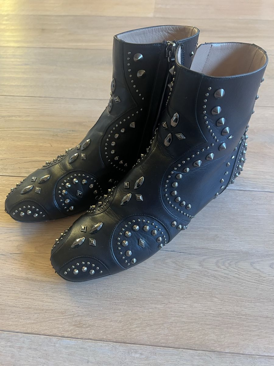 Damenschuhe: Valentino Rockstud Ankle Boots Gr 38 – Gebraucht aus Zumikon von timmy15 2