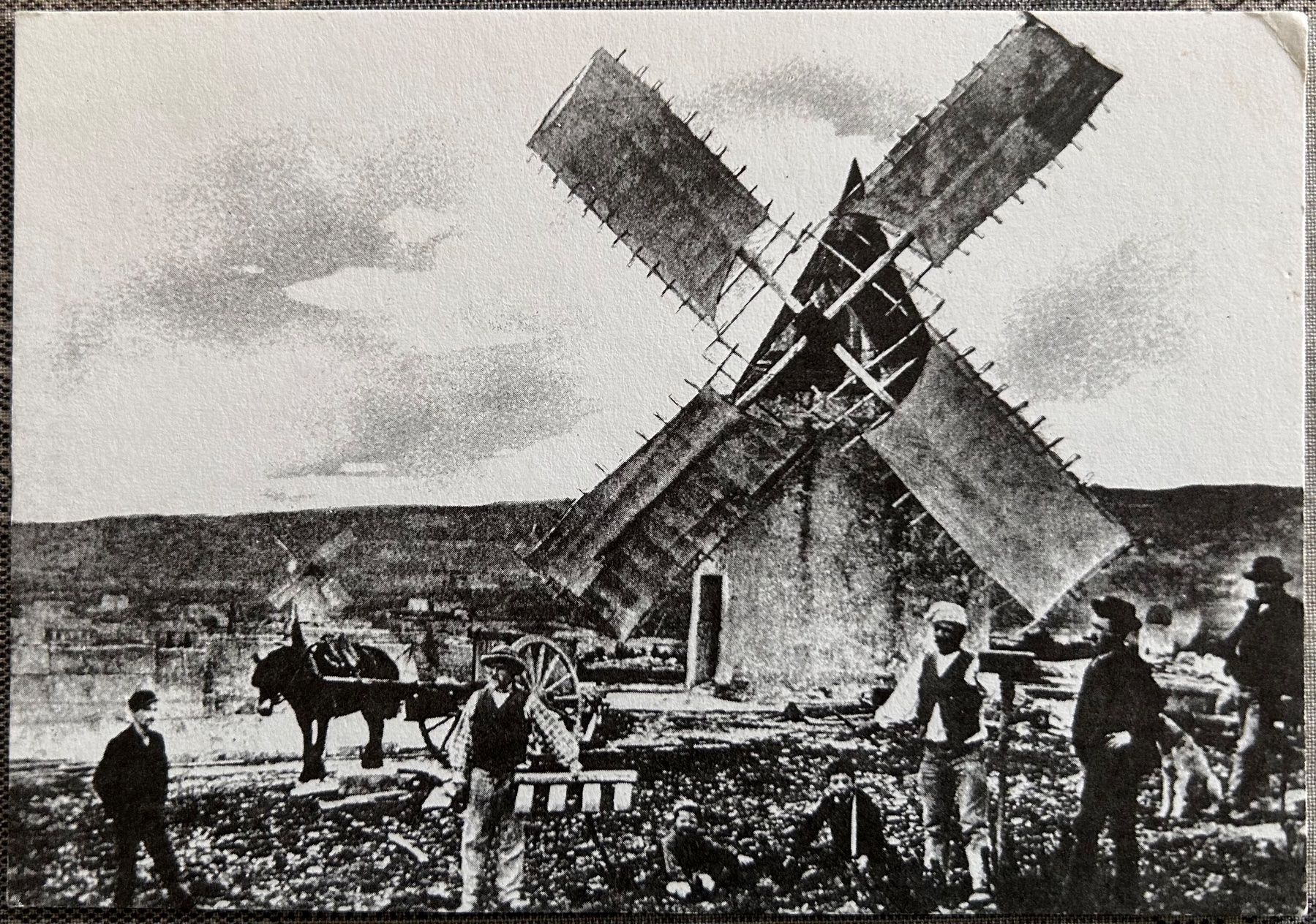 Ansichtskarten: Ansichtskarte Mühle Fontvielle – Gebraucht aus Spiez von martin-7973