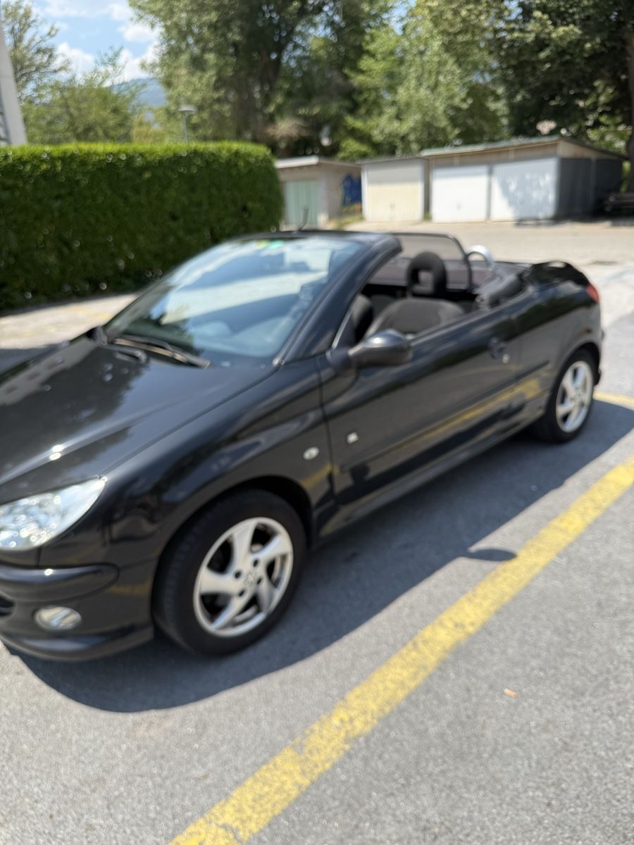 Peugeot Autos: Peugeot 206 cc 1.6 JBL – D'occasion à Granges VS par Mapern