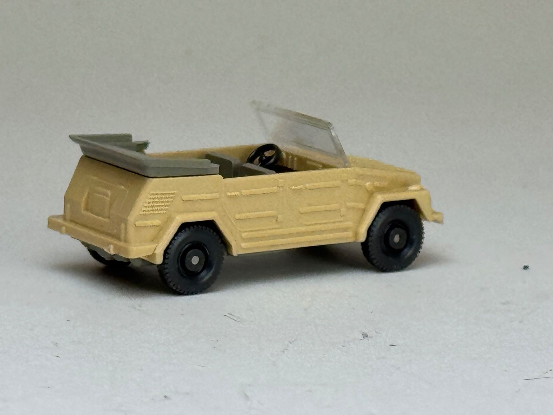 Wiking Modellini d'auto: Wiking VW 181 offenes Verdeck h-beige – Usato da Elm venduto da Wikmtz 1
