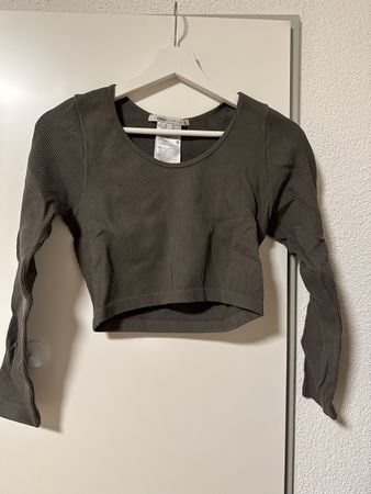 ONLY geripptes Langarm Crop Top Gr. M