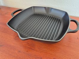 Le Creuset Grillpfanne Gusseisen Schwarz 30 cm NP: 269.-
