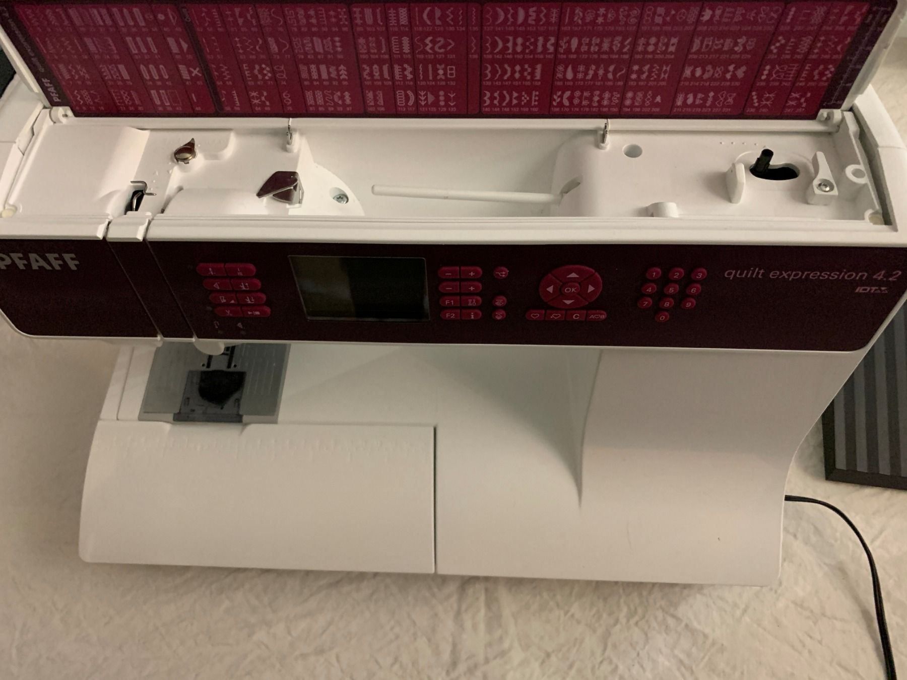 Macchine da cucire: Nähmaschine PFAFF Quilt Expression 4.2 – Usato da Arch venduto da Seil818 1