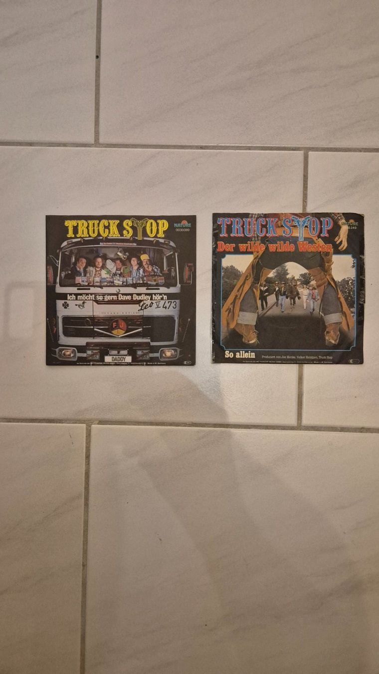 Schallplatten: 2 x Singles Truck Stop – Gebraucht aus Arni AG von kur_jc7g