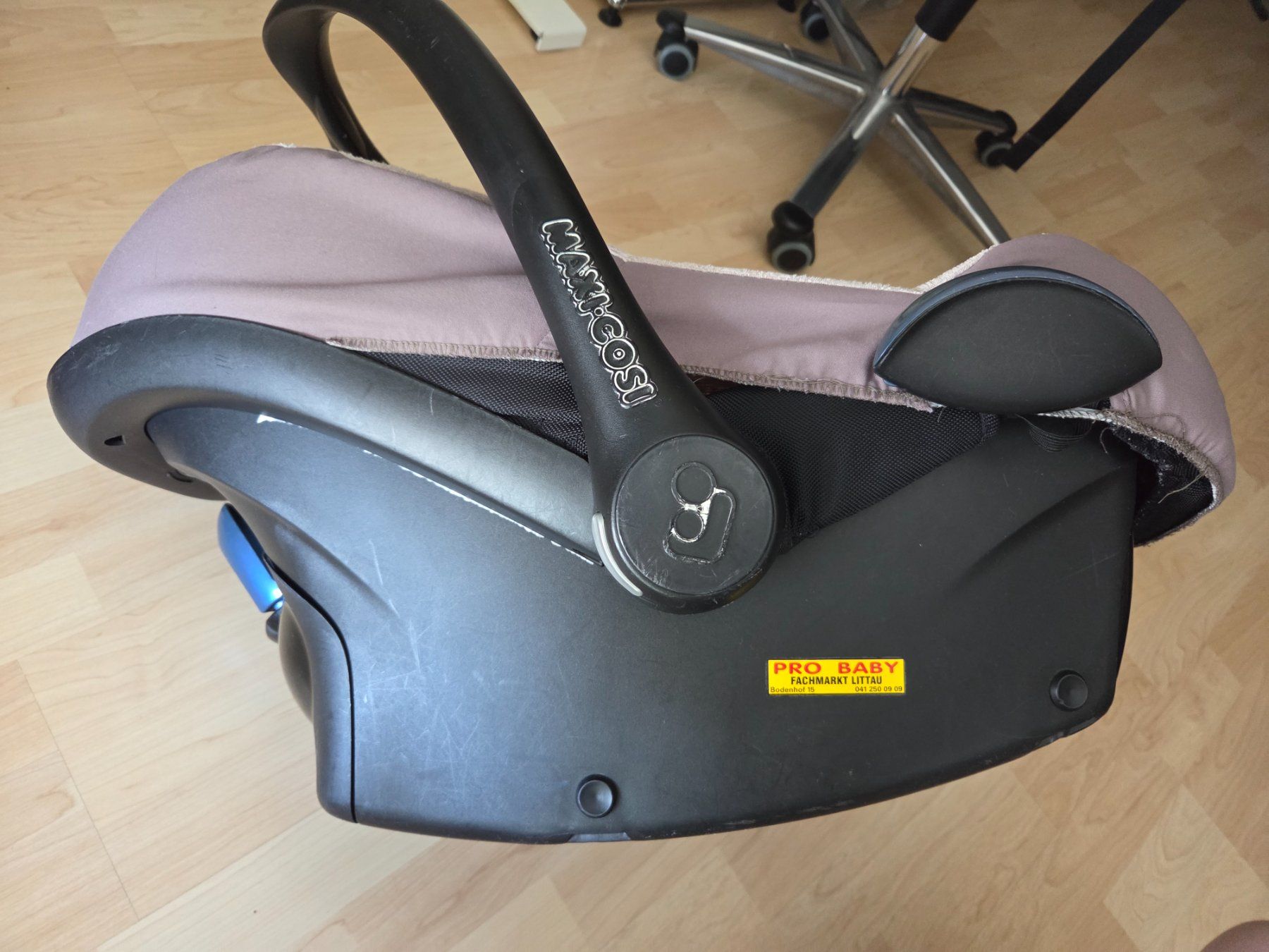Maxi-Cosi Seggiolini per auto: Gratis Autokindersitz Maxi Cosi – Usato da Ermensee venduto da dan_pk6r 2